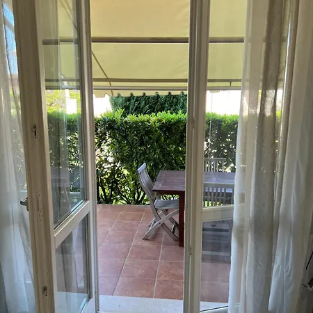 - With Lakefront Pool *